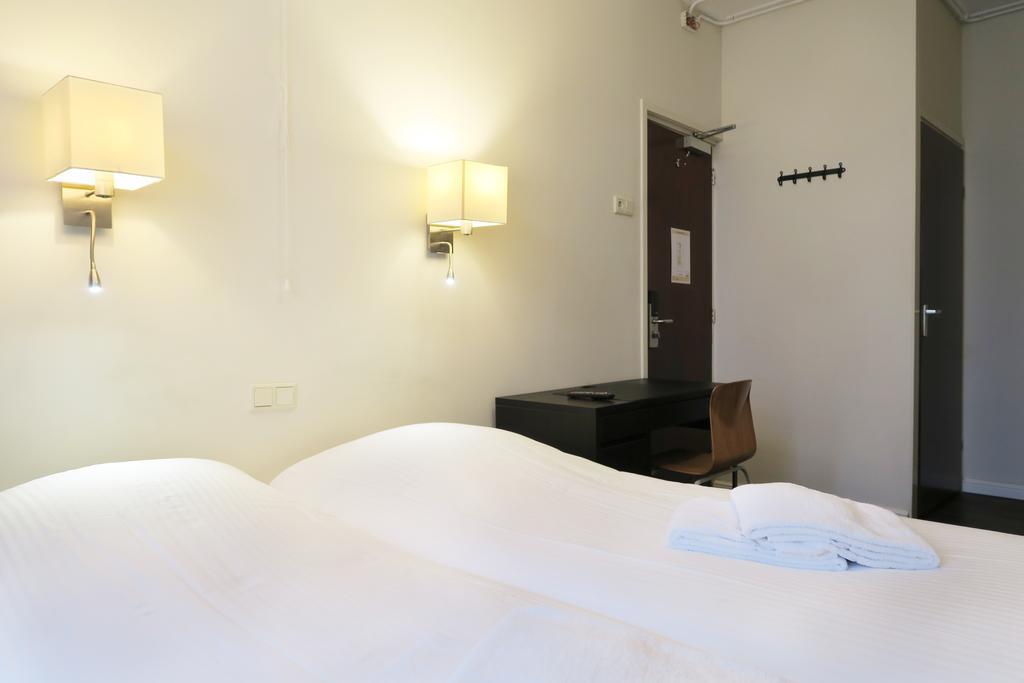 Carillon Hotel